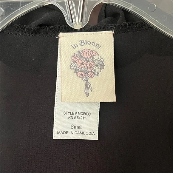 🆕 Black Ruffled Sheer Robe - Picture 4 of 10